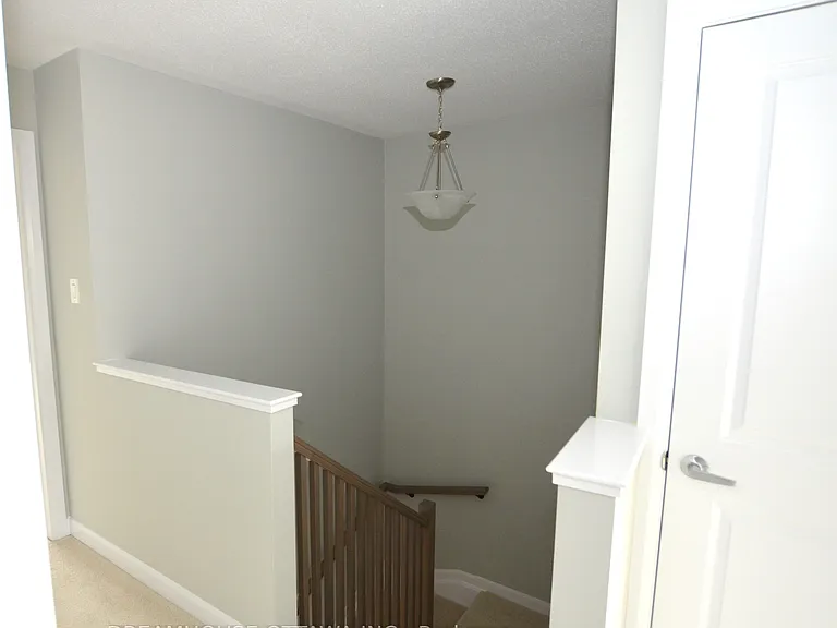 326 Gisborne Pl — Photo 18