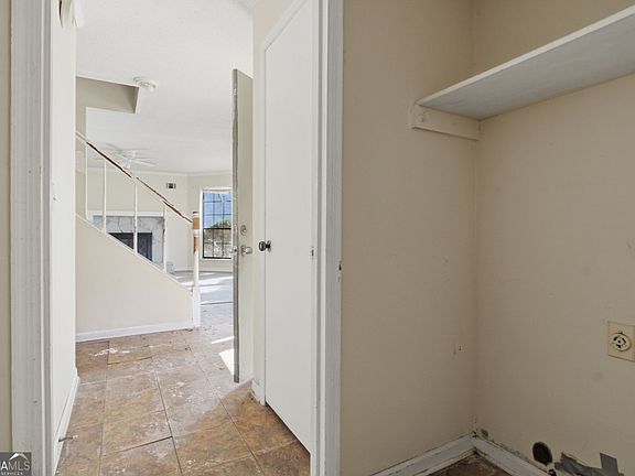4th image of 5452 Forest Path Ct