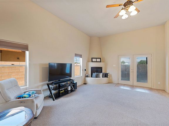4th image of 2232 Calle De Ortiz SW
