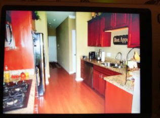 1265 Townes Cir, Aurora, IL 60502