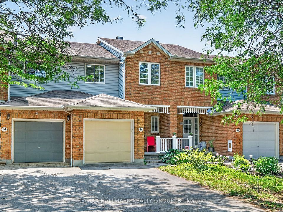 1st image of 24 Gray Cres