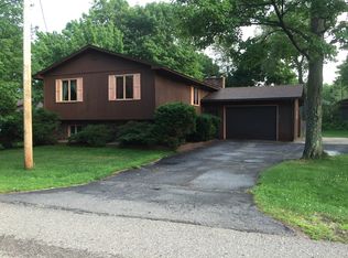 1993 Center St, Marquette, MI 49855