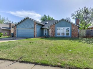1800 Raquel Rd, Edmond, OK 73003
