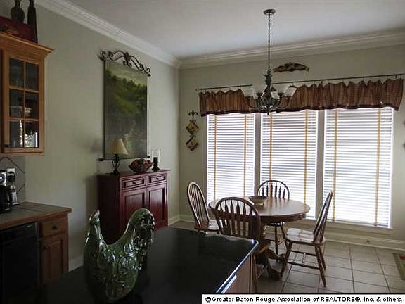 5th image of 16462 W Lake Dr