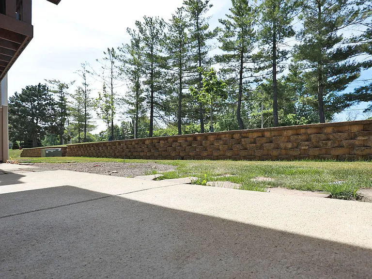 675 Greenfield Ct #C1 — Photo 19