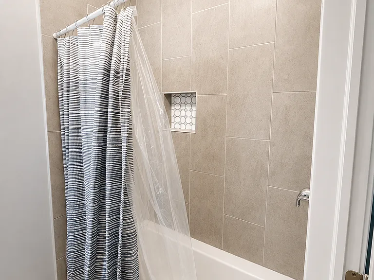 258 W Oley St #1 — Photo 2