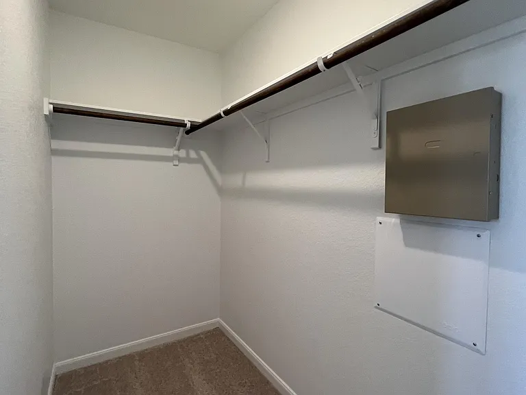16630 Daylight Ln — Photo 31