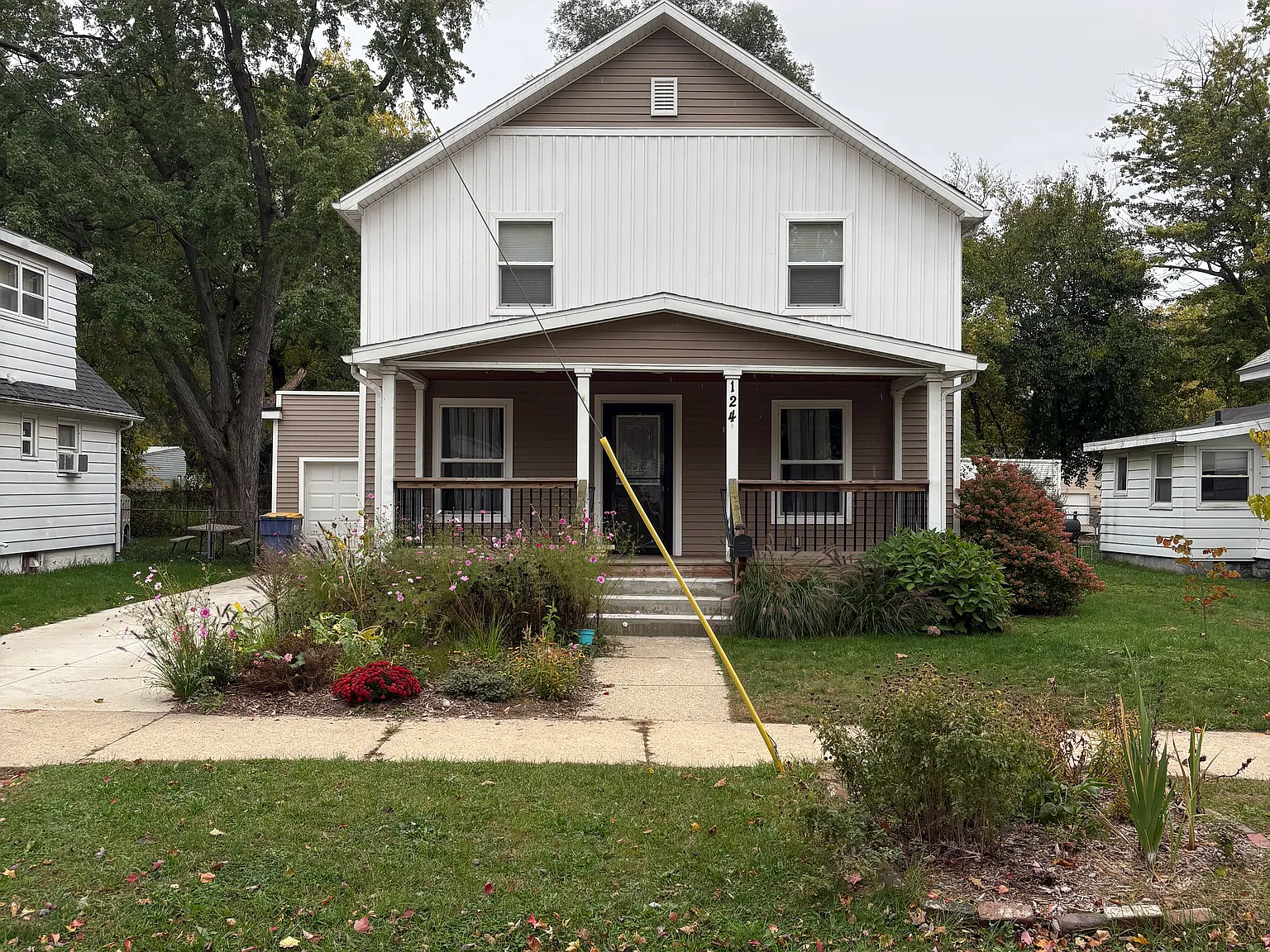4 bed, 1500 sqft, $2,500 — Photo 1