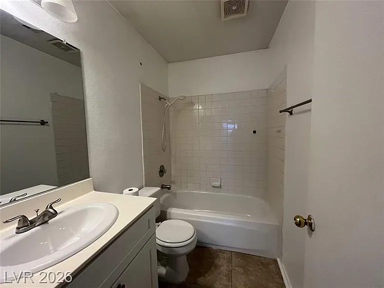 3657 Lucky Horseshoe Ct — Photo 12