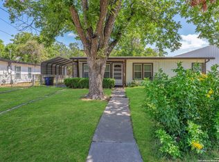115 Motel Dr, San Antonio, TX 78219