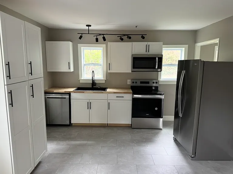 28 Jeffress Ave #1 — Photo 6