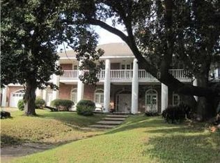 5237 Cleveland Pl, Metairie, LA 70003