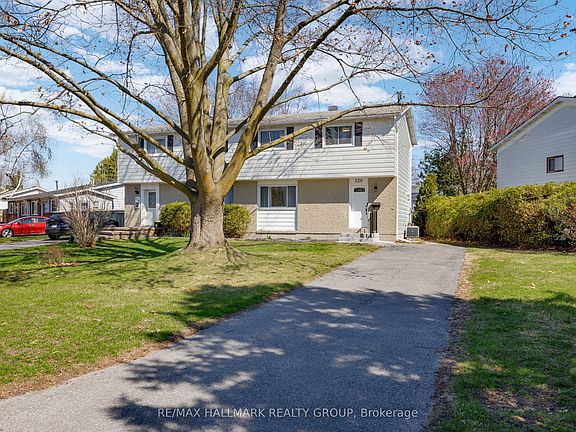 2nd image of 226 Old Colony Rd