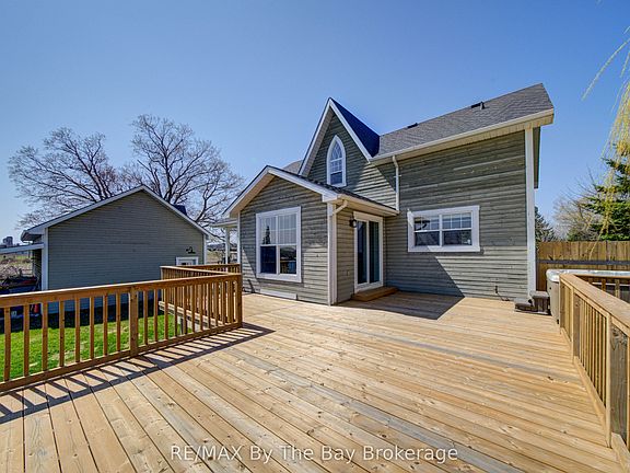 5th image of 1595 County Road 42 Rd