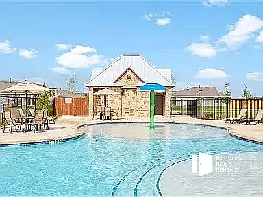 9733 Skyhawk Ave — Photo 20