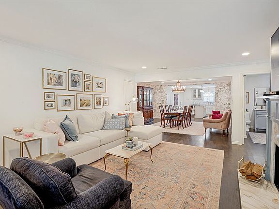 5th image of 6234 Bandera Ave APT D