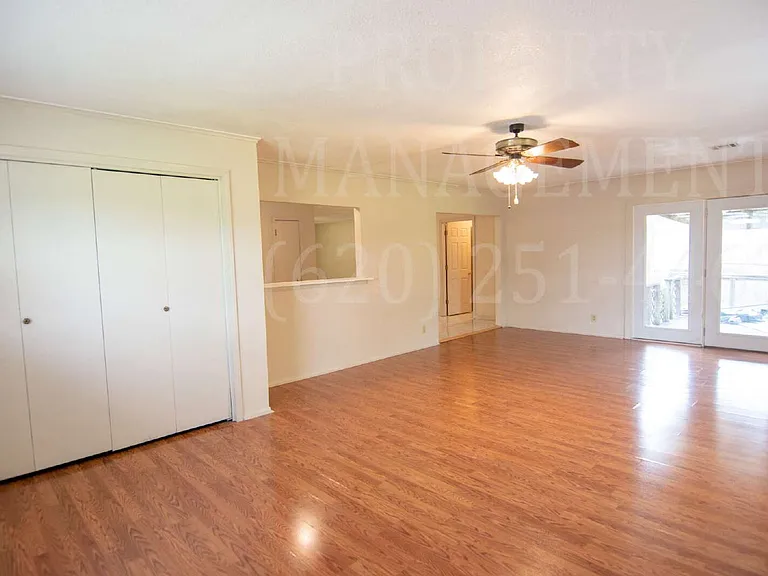 204 Edgewood Dr — Photo 16