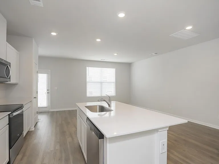 250 Hazel Ln — Photo 16