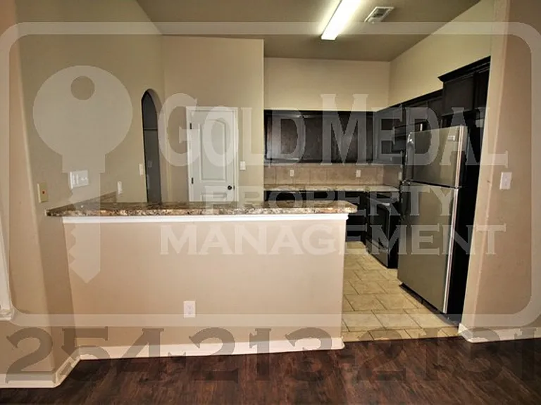 1106 Grace Point Dr — Photo 6