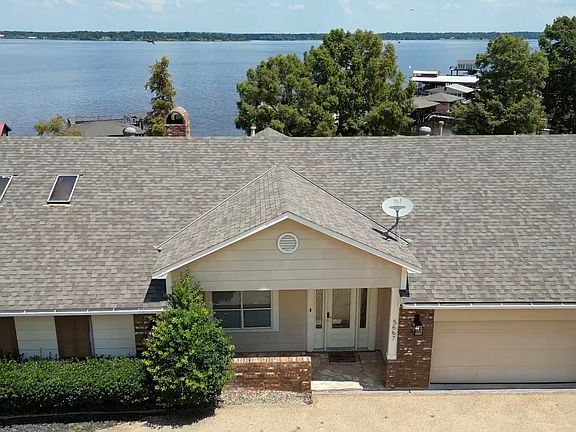 2nd image of 5667 Mirador Cir