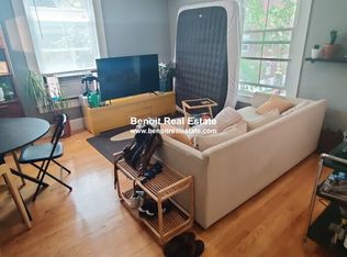 38 Lee St APT 2F, Cambridge, MA 02139