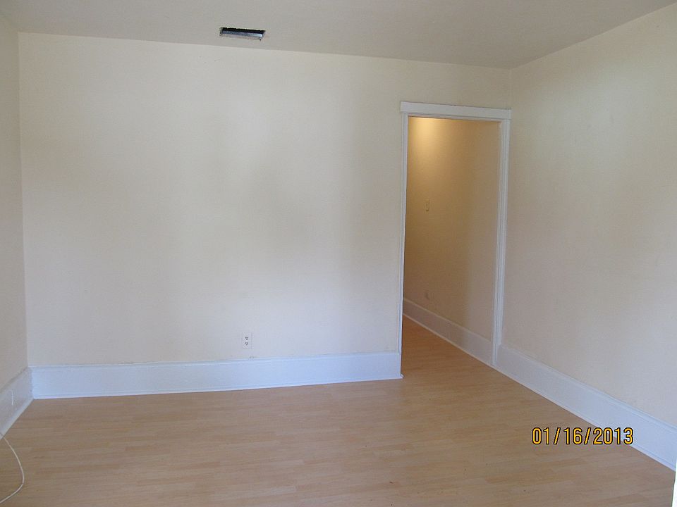 2nd image of 2207 McMillan St