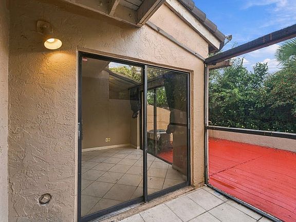 4th image of 8690 NW 40th St
