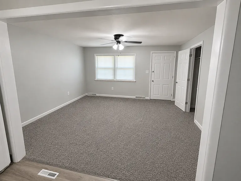 445 Highland Ave — Photo 6