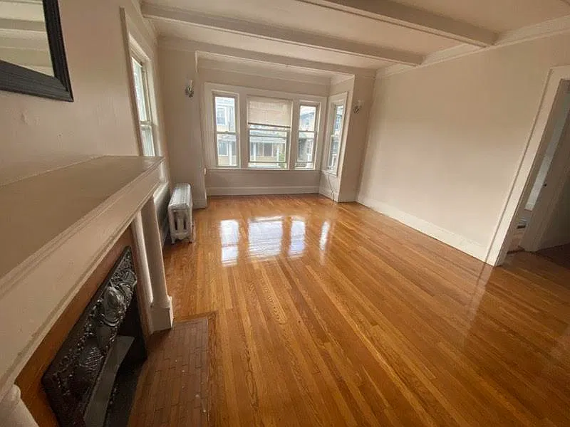 6 bed, $6,000 — Photo 3