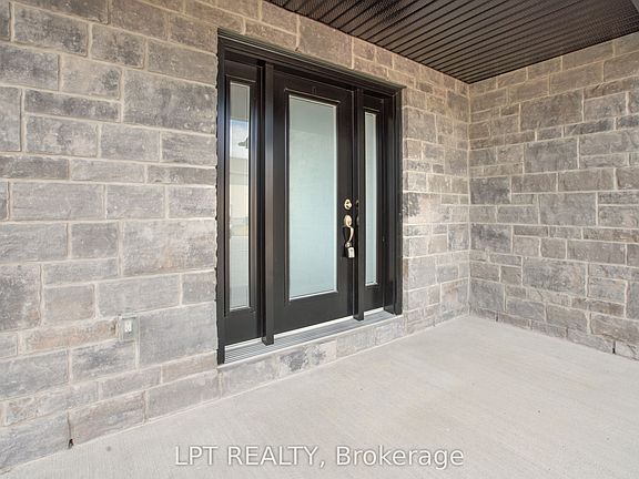 5th image of 75 Chateauguay St
