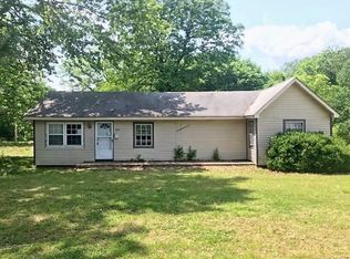 1311 S 4th St, Henryetta, OK 74437