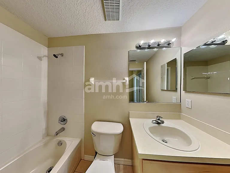15238 Searobbin Dr — Photo 14