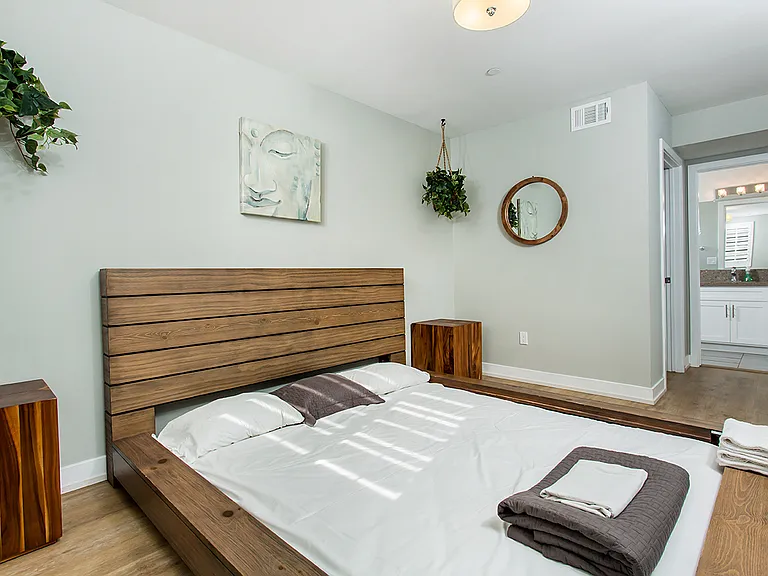 9009 S Normandie Ave — Photo 17