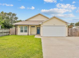 332 Wray Ln, Corpus Christi, TX 78412