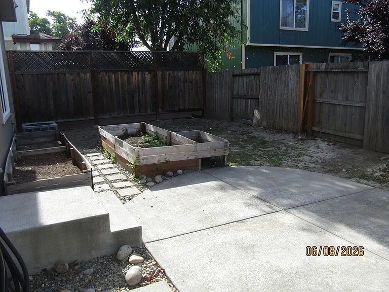 8457 Old Oak Rd — Photo 14