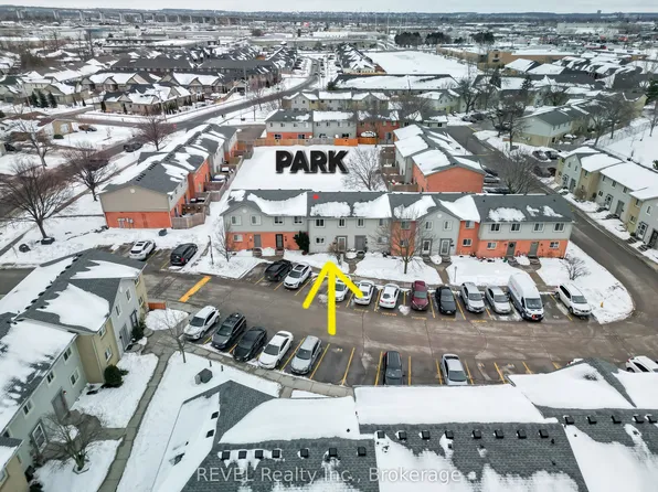 65 Dorchester Blvd #80, Saint Catharines, ON L2M 7T2