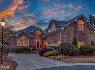 905 Long Cove Ct, Wilmington, NC 28405
