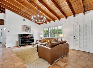1800 NW South River Dr #ID1056450P, Miami, FL 33125