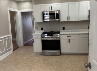 217 Carleton St #1 & 3, Providence, RI 02908