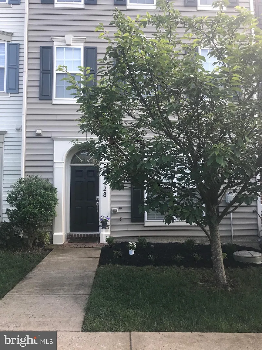 13428 Dutrow Dr photo 1