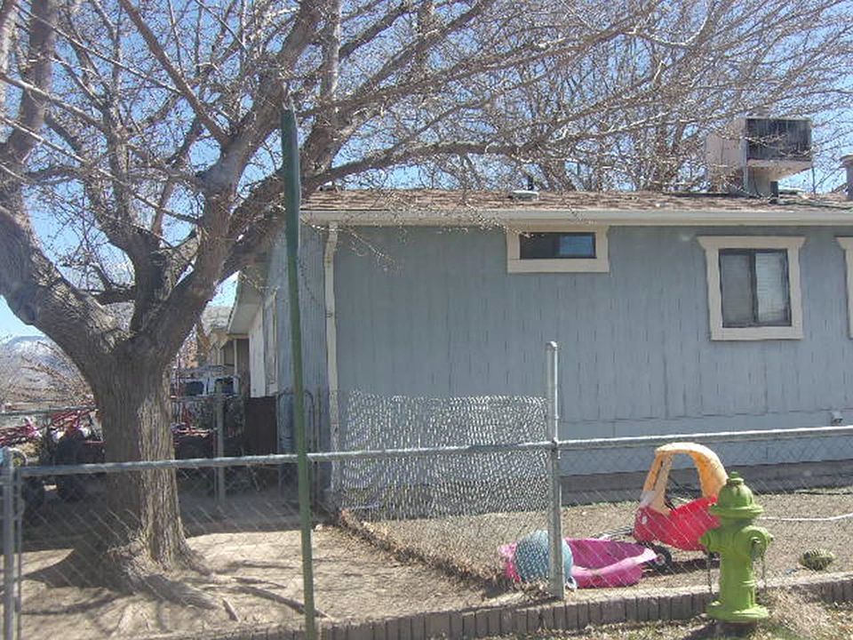 2nd image of 417 Meadowvale Way