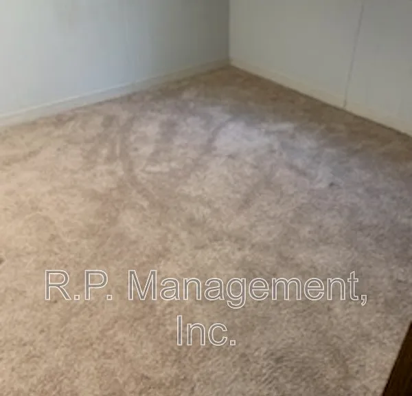 5117 Washington St NE — Photo 9