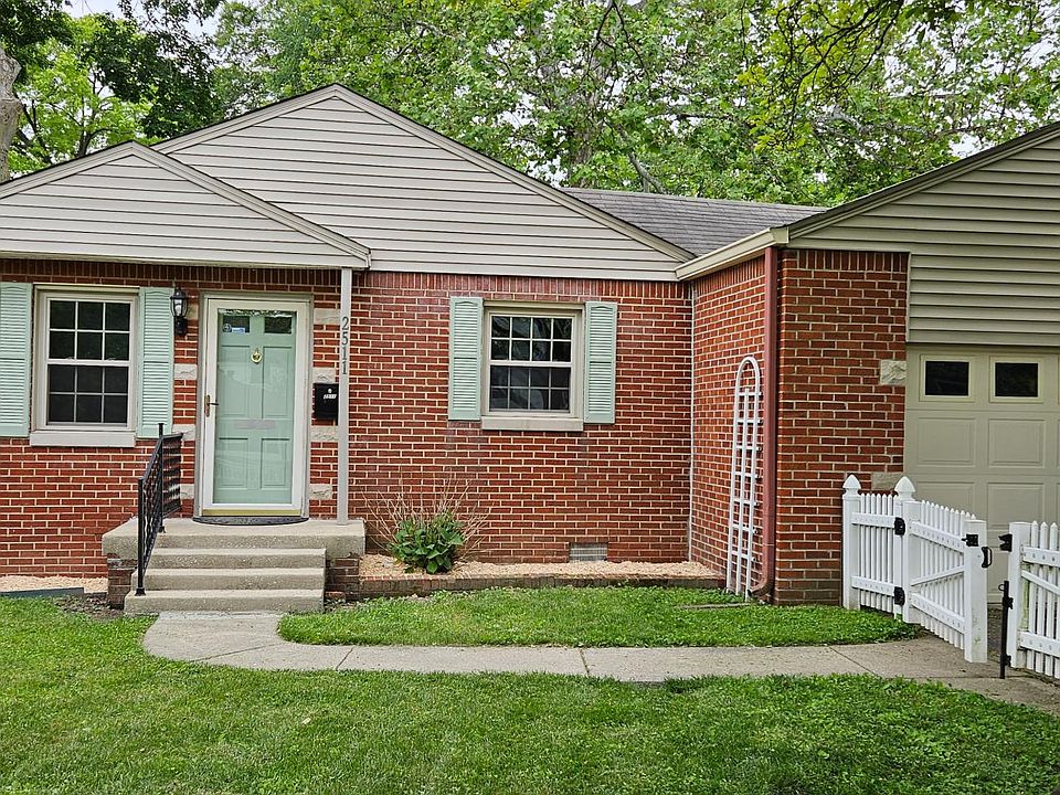 1st image of 2511 Baur Dr