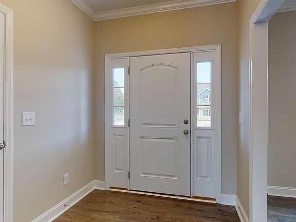 3rd image of 348 Oleander Drive