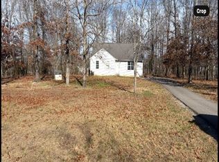 9106 Redbud Ln, Nunnelly, TN 37137