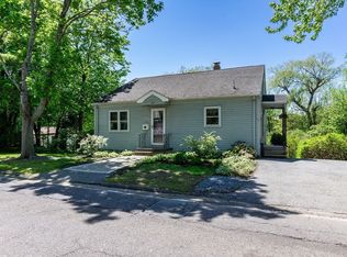 22 Centre St, Danvers, MA 01923