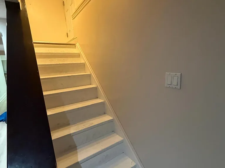 165 Windflower Dr #BASEMENT — Photo 2