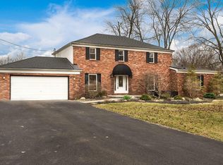 18 Westlake Rd SW, Reynoldsburg, OH 43068