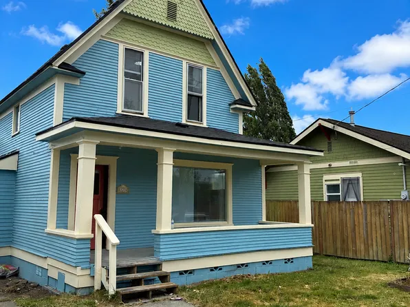 2204 B St, Bellingham, WA 98225