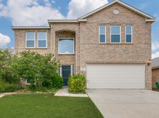 10212 Sourwood Dr, Fort Worth, TX 76244